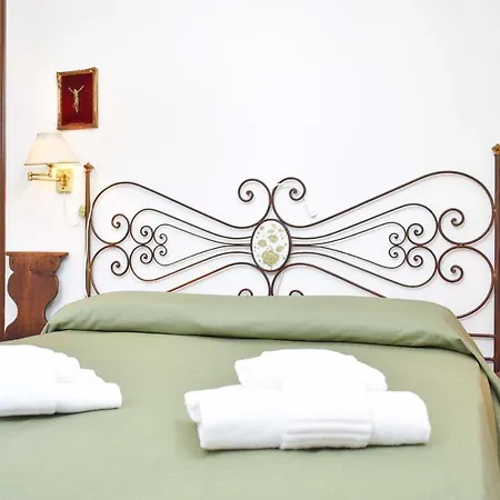 Welc-om Palazzo Magnolia Luxury Villa *